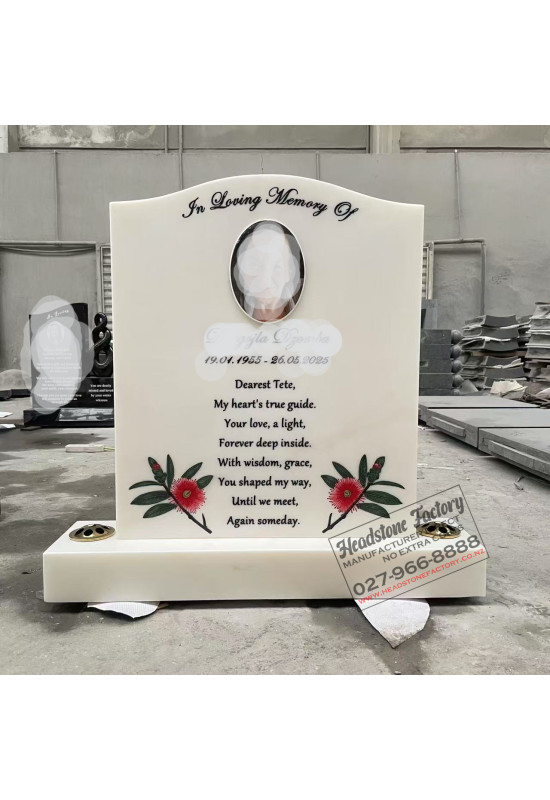 White headstone 0126